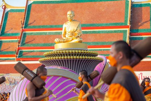 ภาพ No.70778:พิธีต้อนรับพระธรรมยาตรา ในโครงการธรรมยาตรากตัญญูบูชา มหาปูชนียาจารย์ พระมงคลเทพมุนี(สด จนฺทสโร) พระผู้ปราบมาร อนุสรณ์สถาน 7 แห่ง ปีที่ 11 วันที่ 14 มกราคม พ.ศ. 2566 ณ อนุสรณ์สถานลำดับที่ 3 สถานที่เกิดในเพศสมณะ วัดสองพี่น้อง อ.สองพี่น้อง จ.สุพรรณบุรี