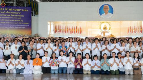 ภาพ No.322215:วันที่ 14 เมษายน พ.ศ.2569 การเตรียมกล่องไทยธรรม วันสุดท้าย เพื่องานถวายมหาสังฆทาน 40,000 กว่าวัดทั่วประเทศ วันคุ้มครองโลก 22 เมษายน พ.ศ.2569 วัดพระธรรมกาย