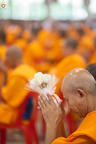 ภาพ No.337931:วันอาทิตย์ต้นเดือน 5 กรกฎาคม พ.ศ.2569 พิธีบูชาข้าวพระ ณ สภาธรรมกายสากล วัดพระธรรมกาย