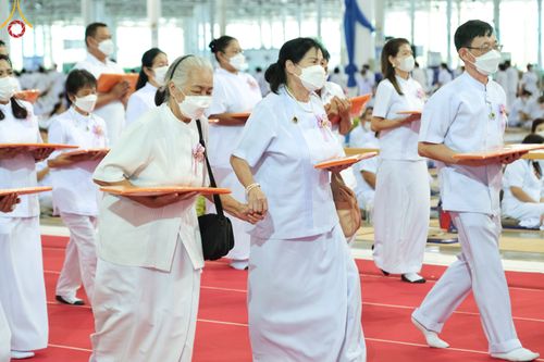 ภาพ No.52498:ประมวลภาพวันคล้ายวันเกิดครบรอบ 138 ปี พระมงคลเทพมุนี (สด จนฺทสโร) พระผู้ปราบมาร ชุดที่ 1