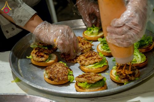 ภาพ No.292738:วันที่ 12 มกราคม พ.ศ. 2569 พิธีถวายภัตตาหารเป็นสังฆทาน แด่พระธรรมยาตรา ณ อนุสรณ์สถานมหาวิหารพระมงคลเทพมุนี (โลตัสแลนด์) อ.สองพี่น้อง จ.สุพรรณบุรี ในโครงการธรรมยาตรา กตัญญูบูชา มหาปูชนียาจารย์ พระมงคลเทพมุนี(สด จนฺทสโร) พระผู้ปราบมาร อนุสรณ์สถาน 7 แห่ง ปี