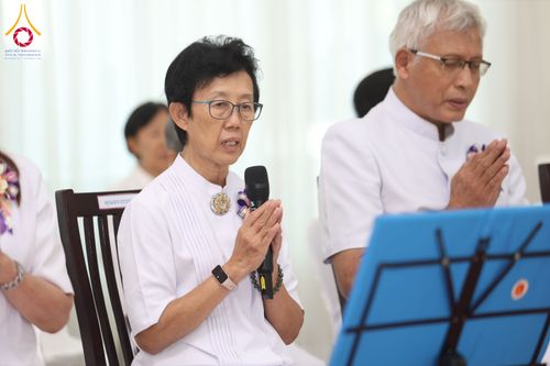 ภาพ No.290340:วันอังคารที่ 6 มกราคม พ.ศ. 2569 พิธีเจริญพุทธมนต์ ปฏิบัติธรรม มอบทุนการศึกษา ถวายสังฆทาน 142 วัด ณ ศูนย์ปฏิบัติธรรมพระมงคลเทพมุนี อ.สองพี่น้อง จ.สุพรรณบุรี