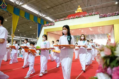 ภาพ No.46927:ประมวลภาพพิธีทอดผ้าป่าธรรมชัย ณ วัดพระธรรมกาย (5 มิถุนายน พ.ศ. 2565)