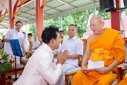 ภาพ No.339208:วันเสาร์ที่ 27 มิถุนายน พ.ศ. 2569 พิธีตักบาตรแด่คณะสงฆ์ 323 วัด 4 จังหวัดชายแดนภาคใต้ พิธีถวายสังฆทานแด่คณะสงฆ์ 323 วัด ปีที่ 22 ครั้งที่ 187 พิธีมอบกองทุนหนุนแรงใจช่วยครูใต้ ปีที่ 19 ครั้งที่ 150 และพิธีทำบุญอุทิศส่วนกุศลให้ผู้วายชนม์