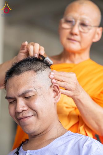 ภาพ No.339825:วันที่ 19 กรกฎาคม พ.ศ.2569 พิธีตัดปอยผม โครงการบวชพระนานาชาติ AEC และ WAB รุ่นที่ 10 THE AEC & INTERNATIONAL ORDINATION PROGRAM ณ มหารัตนวิหารคด 30 วัดพระธรรมกาย ปทุมธานี