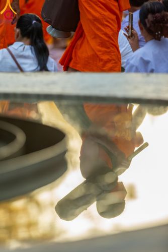 ภาพ No.106207:พิธีต้อนรับพระธรรมยาตรา ชุด 2 ในโครงการธรรมยาตรากตัญญูบูชา มหาปูชนียาจารย์  พระมงคลเทพมุนี(สด จนฺทสโร) พระผู้ปราบมาร  อนุสรณ์สถาน 7 แห่ง ปีที่ 12  วันที่ 3 มกราคม พ.ศ. 2567  ณ อนุสรณ์สถานโลตัสแลนด์ จ.สุพรรณบุรี