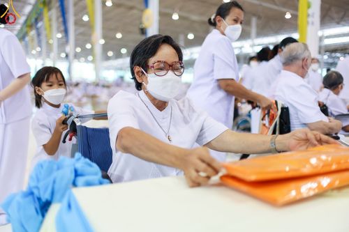 ภาพ No.46926:ประมวลภาพพิธีทอดผ้าป่าธรรมชัย ณ วัดพระธรรมกาย (5 มิถุนายน พ.ศ. 2565)