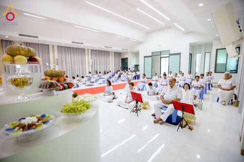 ภาพ No.327598:วันอาทิตย์ที่ 3 พฤษภาคม พ.ศ. 2569 พิธีบูชาข้าวพระและทอดผ้าระบบไฟฟ้า สุขพิมาน ศูนย์ปฏิบัติธรรมพัทลุง