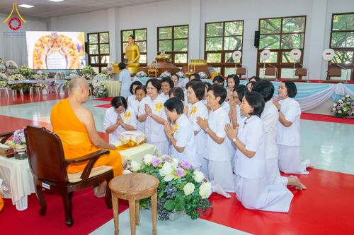 ภาพ No.315322:วันอังคารที่ 24 มีนาคม พ.ศ. 2569 พิธีบำเพ็ญกุศล คุณพ่อณรงค์ จินตมากุล  สิริอายุ 99 ปี 11 เดือน โยมบิดา พระครูปลัดรัตนวีรวัฒน์ (รังสฤษดิ์ อิทฺธิจินตโก) ที่ปรึกษาเจ้าคณะจังหวัดปทุมธานี เจ้าอาวาสวัดพระธรรมกาย  ณ ห้องปลูกศรัทธา 2 วัดพระธรรมกาย ปทุมธานี