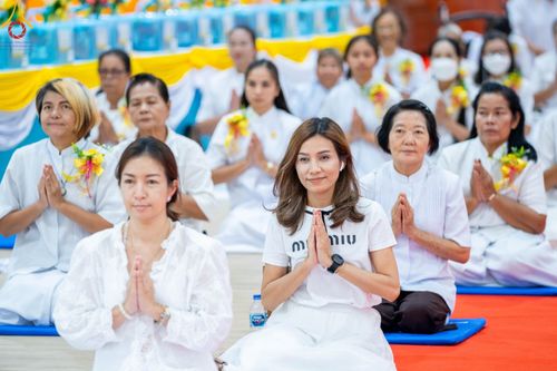 ภาพ No.87110:พิธีทักษิณานุปทานแด่บรรพชนตระกูลผ่องสวัสดิ์ และหมู่ญาติที่ล่วงลับไปแล้ว ณ มหาเจดีย์ทัตตชีโว ศูนย์อบรมเยาวชนกาญจนบุรี วันที่ 31 สิงหาคม พ.ศ. 2566