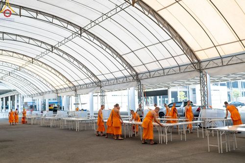 ภาพ No.60844:V.37 ยิ่งกว่าดี เพื่อ 80 ปีของพ่อ ภาพการเตรียมงานของหน่วยงานต่างๆ เพื่อพิธีฉลองอายุวัฒนมงคล 80 ปี หลวงพ่อธัมมชโย และรับถวายมหาสังฆทาน 10,000 กว่าวัดทั่วประเทศ ในวันคุ้มครองโลก วันจันทร์ที่ 22 เมษายน พ.ศ. 2567