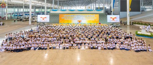 ภาพ No.89672:อบรมเชิงปฏิบัติการจัดกิจกรรมทอดกฐินสัมฤทธิ์ และพิธีมอบผ้าไตรประธานกฐินสัมฤทธิ์เด็กดี V-Star ประจำปีพุทธศักราช 2566  วันเสาร์ที่ 9 กันยายน พ.ศ. 2566 ณ สภาธรรมกายสากล วัดพระธรรมกาย จ.ปทุมธานี