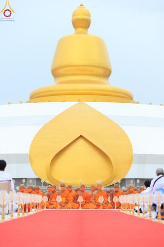 ภาพ No.118197:พิธีจุดประทีปถวายเป็นพุทธบูชา และบูชาธรรมมหาปูชนียาจารย์ พระมงคลเทพมุนี(สด จนฺทสโร) วันที่ 24 มกราคม พ.ศ. 2567 ณ อนุสรณ์สถานบางปลา อ.บางเลน จ.นครปฐม
