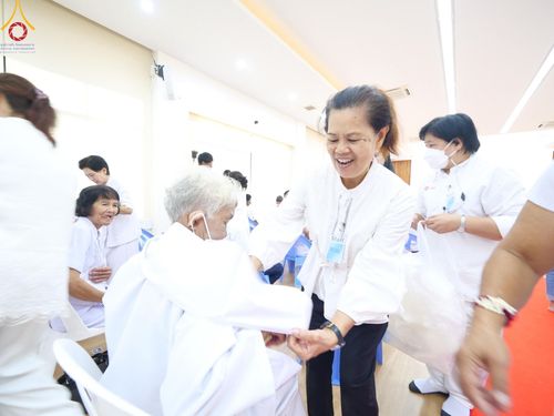 ภาพ No.157575:โครงการ อุบาสกแก้ว อุบาสิกาแก้ว รุ่นที่ 3 ตัวแทนทอดกฐินสามัคคีทั่วไทย 30,000 วัด ระหว่างวันที่ 20-22 กันยายน พ.ศ. 2567 ณ ศูนย์ปฏิบัติธรรมจันทบุรี