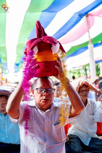 ภาพ No.261650:วันที่ 19 ตุลาคม พ.ศ. 2568 พิธีทอดกฐินสมทบ วัดกัลยาณมิตรต่างประเทศ บูชาธรรม 81 ปี หลวงพ่อธัมมชโย ณ วัดสารนาถ เมืองคาร์การชารี ประเทศบังกลาเทศ 