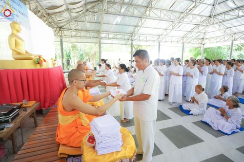 ภาพ No.158287:โครงการอบรมอุบาสก อุบาสิกาแก้ว  ตัวแทนทอดกฐิน 30,000 วัด ทั่วไทย บูชาธรรม 80 ปี หลวงพ่อธัมมชโย ระหว่างวันที่ 20-22 กันยายน พ.ศ. 2567 ณ จังหวัดบุรีรัมย์ รุ่นที่ 3