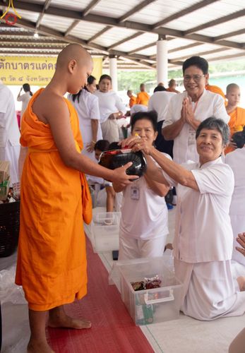 ภาพ No.142163:พิธีถวายสังฆทานแด่คณะสงฆ์ 323 วัด ปีที่ 20 ครั้งที่ 170 , พิธีมอบกองทุนหนุนแรงใจช่วยครูใต้ ปีที่ 17 ครั้งที่ 135 และพิธีทำบุญอุทิศส่วนกุศลให้ผู้วายชนม์ วันเสาร์ที่ 22 มิถุนายน พ.ศ.2567 ณ ศูนย์ปฏิบัติธรรมภาคใต้ อ.บางกล่ำ จ.สงขลา