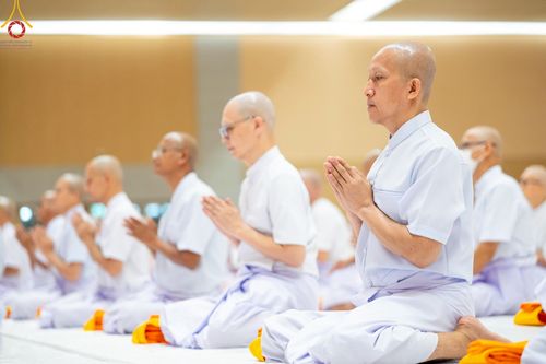 ภาพ No.217205:วันเสาร์ที่ 12 เมษายน พ.ศ. 2568 พิธีบรรพชา พิธีขอศีลและขอนิสสัย พิธีมอบบาตร ในโครงการอุปสมบทหมู่ บูชาธรรมหลวงพ่อธัมมชโย, โครงการธรรมทายาท ระดับอุดมศึกษา รุ่นที่ 52 ,  โครงการบวชพระนานาชาติ AEC & WAB CEO รุ่นที่ 4 ณ วัดพระธรรมกาย