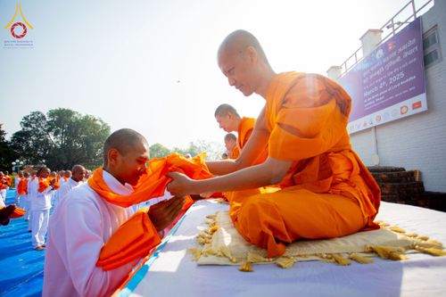 ภาพ No.209998:วันอังคารที่ 4 มีนาคม พ.ศ. 2568 พิธีบรรพชาสามเณรเนปาล 500 รูป ณ ลุมพินี ประเทศเนปาล