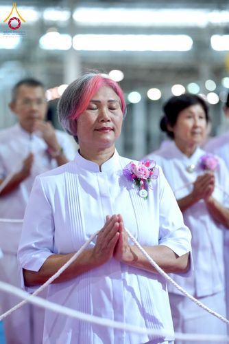 ภาพ No.261221:วันอาทิตย์ที่ 5 ตุลาคม พ.ศ. 2568 พิธีจุดเทียนใจ ไฟนิรันด์ อนันตชัย ณ สภาธรรมกายสากล วัดพระธรรมกาย