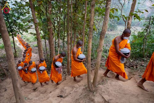 ภาพ No.130986:Photo Story ปฐมบรรพชาชาวพุทธมาร์มา Episode 4/5 วันที่ 13 กุมภาพันธ์พ.ศ. 2567 ณ วัดธัมจักร อรัญกุฏิ บังกลาเทศ