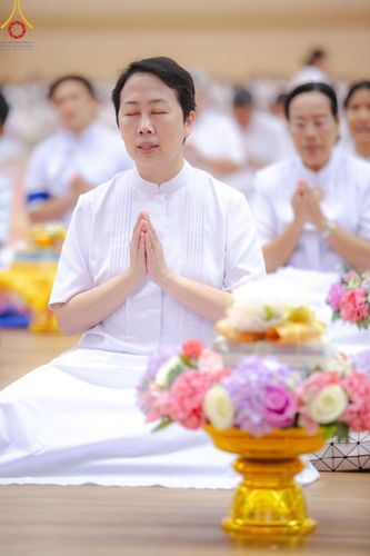 ภาพ No.136894:พิธีถวายหนังสือธรรมะ บาลี นักธรรม ทางก้าวหน้า ณ ห้องแก้วสารพัดนึก 2 วัดพระธรรมกาย วันเสาร์ที่ 11 พฤษภาคม พ.ศ. 2567