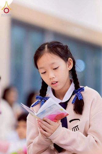 ภาพ No.274050:วันที่ 21 พฤศจิกายน พ.ศ. 2568 รวมพลังเด็กดี V-Star ผู้นำฟื้นฟูศีลธรรมโลก ประจำปี 2568 จังหวัดชลบุรี ณ ธุดงคสถานชลบุรี อำเภอศรีราชา จังหวัดชลบุรี