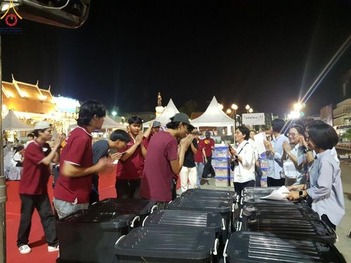 ภาพ No.126784:V.30 เต็มที่ เพื่อโคราช การเตรียมงาน ปฏิบัติงาน และเก็บงาน ของเจ้าหน้าที่หน่วยงานต่างๆ ทุกภาคส่วน เพื่อพิธีทำบุญเมืองนครราชสีมา ฉลอง 556 ปี ตักบาตรพระ 10,000 รูป ในวันเสาร์ที่ 2 มีนาคม พ.ศ.2567 ณ อนุสาวรีย์ท้าวสุรนารี จ.นครราชสีมา จัดโดย คณะสงฆ์จังหวัดนค