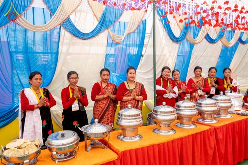 ภาพ No.212913:วันที่ 14 - 15 มีนาคม พ.ศ. 2568 คณะสงฆ์และสามเณรเดินธรรมยาตรา ในโครงการบวชสามเณรเนปาล 500 รูป ไปยังสถานที่รอบมายาเทวีและลุมพินีเกรด ณ ลุมพินี ประเทศเนปาล