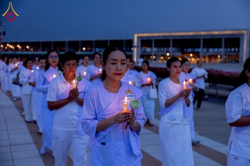 ภาพ No.224227:วันที่ 3-5 พฤษภาคม พ.ศ. 2568  กิจวัตร-กิจกรรมโครงการปฏิบัติธรรมอบรมศีลธรรม “บวชอุบาสิกาแก้ว” ถวายเป็นพระราชกุศล แด่พระบาทสมเด็จพระเจ้าอยู่หัว เนื่องในโอกาสมหามงคล “วันฉัตรมงคล” ณ วัดพระธรรมกาย อ.คลองหลวง จ.ปทุมธานี