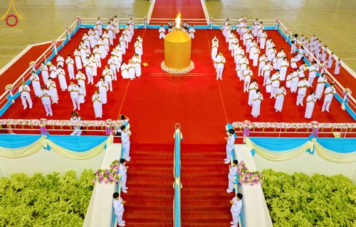 ภาพ No.86130:พิธีจุดเทียนใจ ไฟนิรันดร์ อนันตชัย วันอาทิตย์ที่ 20 สิงหาคม พ.ศ. 2566 ณ สภาธรรมกายสากล วัดพระธรรมกาย