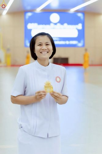 ภาพ No.246557:วันที่ 17 กันยายน พ.ศ. 2568 พิธีรับดวงแก้วนักเรียนบาลี "ดวงแก้วยกชั้นให้ลั่นจักรวาล" ณ ห้องเทวสภา วัดพระธรรมกาย