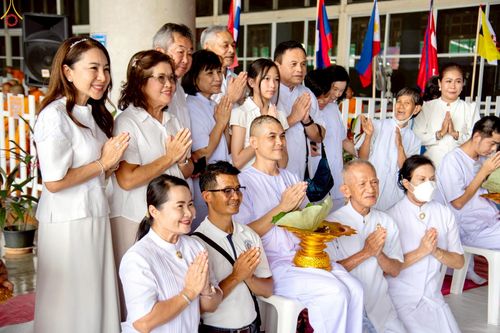 ภาพ No.230791:วันที่ 28 มิถุนายน พ.ศ. 2568 พิธีตัดปอยผมและปลงผม โครงการบวชพระนานาชาติ AEC & WAB รุ่นที่ 9 ณ วิหารคด 2 วัดพระธรรมกาย