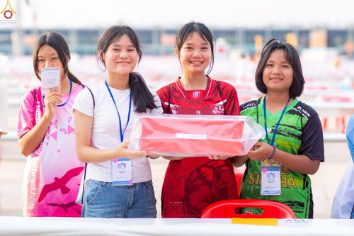 ภาพ No.225069:วันที่ 20 - 27 เมษายน พ.ศ. 2568 "ภาพแห่งความปลื้มที่ไม่มีวันจบ" คณะสงฆ์สามเณร เจ้าหน้าที่ และสาธุชน ร่วมแรงร่วมใจกันเตรียมงานและเก็บงาน เพื่อวันคุ้มครองโลก พิธีถวายมหาสังฆทานคณะสงฆ์ 40,000 กว่าวัดทั่วประเทศ