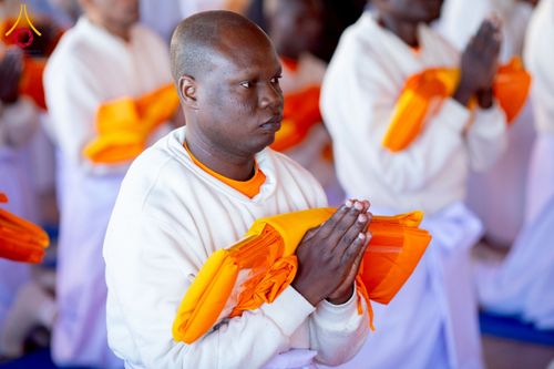 ภาพ No.231661:โครงการบรรพชาอุปสมบทหมู่ครั้งที่ 2 ณ วัดพระธรรมกายโจฮันเนสเบิร์ก ประเทศแอฟริกาใต้ วันอาทิตย์ 29 มิถุนายน พ.ศ. 2568