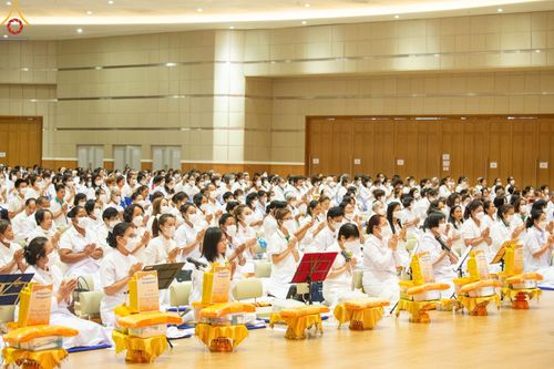 ภาพ No.90410:งานสัมมนา ผู้นำบุญยอดกัลยาณมิตร 77 จังหวัดทั่วไทย โครงการกฐินสามัคคีทั่วไทย 5,000 วัด พุทธศักราช 2566 และโครงการอุปสมบท 3,000 รูป บูชาธรรมมหาปูชนียาจารย์ ระหว่าง วันที่ 6 - 8 ตุลาคม พ.ศ. 2566 ณ จ.นครราชสีมา