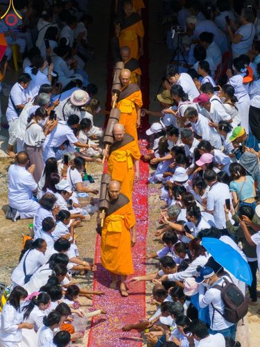 ภาพ No.129016:พระธรรมยาตราเดินธรรมยาตรา ณ ชุมชนรอบศูนย์ปฏิบัติธรรมภาคใต้ อ.บางกล่ำ จ.สงขลา วันที่ 10 มีนาคม พ.ศ. 2567