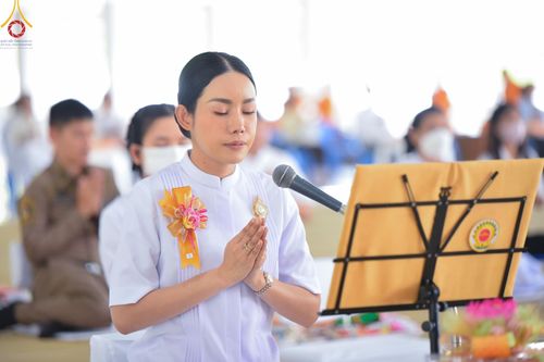 ภาพ No.144629:ชาวอำเภอคลองหลวง จังหวัดปทุมธานี ถวายเทียนพรรษามหามงคล เนื่องในเทศกาลเข้าพรรษา ประจำปี 2567 แด่คณะสงฆ์วัดพระธรรมกาย  วันพฤหัสบดีที่ 18 กรกฎาคม พ.ศ. 2567