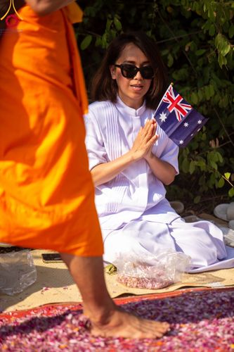 ภาพ No.107874:พิธีต้อนรับพระธรรมยาตรา ในโครงการธรรมยาตรากตัญญูบูชา มหาปูชนียาจารย์ พระมงคลเทพมุนี(สด จนฺทสโร) พระผู้ปราบมาร อนุสรณ์สถาน 7 แห่ง ปีที่ 12 วันที่ 7 มกราคม พ.ศ. 2567 ณ อนุสรณ์สถานคลองบางนางแท่น  อ.สามพราน จ.นครปฐม