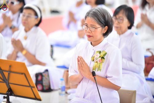 ภาพ No.149595:พิธีทอดผ้าป่ามหามงคล เพื่องานพระพุทธศาสนา , พิธีเจริญพระพุทธมนต์ และพิธีถวายสังฆทานแด่คณะสงฆ์ เนื่องในวันธรรมชัย 56 พรรษา น้อมบูชาธรรมหลวงพ่อธัมมชโย ณ ธรรมอุทยานบ้านแป้ง จ.สิงห์บุรี วันเสาร์ที่ 24 สิงหาคม พ.ศ. 2567