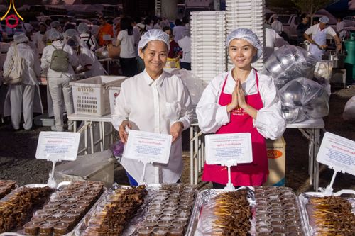 ภาพ No.115071:พิธีถวายภัตตาหารเป็นสังฆทาน แด่คณะพระธรรมยาตรา ปีที่ 12 วันที่ 19 มกราคม พ.ศ. 2567 ณ วัดโบสถ์(บน) บางคูเวียง จ.นนทบุรี