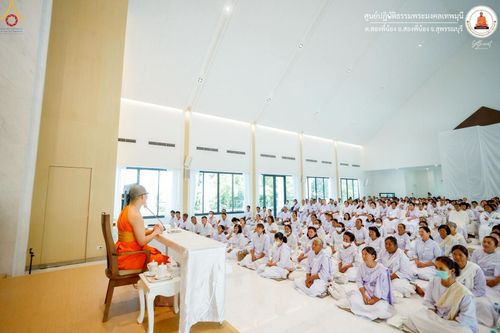 ภาพ No.247758:วันที่ 12-14 กันยายน พ.ศ. 2568 โครงการอบรม อุบาสกแก้ว อุบาสิกาแก้ว รุ่นที่ 1 ณ ศูนย์ปฏิบัติธรรมพระมงคลเทพมุนี อ.สองพี่น้อง จ.สุพรรณบุรี