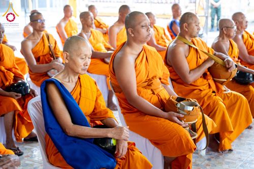 ภาพ No.208470:พิธีถวายสังฆทานแด่คณะสงฆ์ 323 วัด ปีที่ 21 ครั้งที่ 174 พิธีมอบกองทุนหนุนแรงใจช่วยครูใต้ ปีที่ 18 ครั้งที่ 138 และพิธีทำบุญอุทิศส่วนกุศลให้ผู้วายชนม์ ณ วัดบุณณาราม(วัดโคกงู) จ.นราธิวาส วันเสาร์ที่ 15 กุมภาพันธ์ พ.ศ.2568