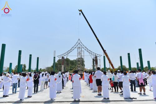 ภาพ No.131525:พิธีทอดผ้าป่ายกค้ำฟ้ามหามงคล อาคาร 80 ปี หลวงพ่อธัมมชโย ณ ศูนย์ปฏิบัติธรรมวิหารแดง ต.เจริญธรรม อ.วิหารแดง จ.สระบุรี วันที่ 17 มีนาคม พ.ศ. 2567