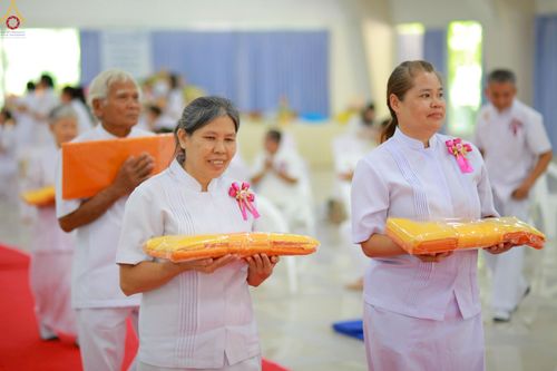 ภาพ No.233390:วันอาทิตย์ที่ 13 กรกฎาคม พ.ศ. 2568 พิธีทอดผ้าป่าสามัคคี "สร้างบ้านพักผู้ปฏิบัติธรรม" ณ ศูนย์ปฏิบัติธรรมจังหวัดระยอง(บ้านช่องลม)