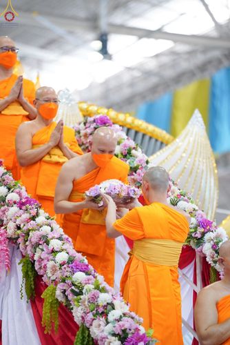 ภาพ No.77022:พิธีหล่อพระบรมพุทธเจ้า ในวันมาฆบูชา อาทิตย์ต้นเดือนที่ 6 มีนาคม พ.ศ. 2566 ณ วัดพระธรรมกาย จ.ปทุมธานี