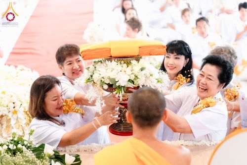 ภาพ No.171792:พิธีทอดกฐิน ศูนย์ปฏิบัติธรรมแก้วเมืองเลย วันที่ 27 ตุลาคม พ.ศ. 2567