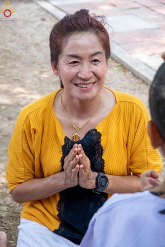 ภาพ No.59134:พิธีปลงผมและแห่นาคธรรมทายาท ในโครงการบรรพชาสามเณร ภาคฤดูร้อน เฉลิมพระเกียรติพระบาทสมเด็จพระเจ้าอยู่หัว เนื่องในโอกาส  พระราชพิธีมหามงคลเฉลิมพระชนมพรรษา 6 รอบ  ปลงผมนาคในวันที่ 21 เมษายน พ.ศ 2567 ณ วัดกลางธนรินทร์ (ธรรมอุทยานบ้านแป้ง)