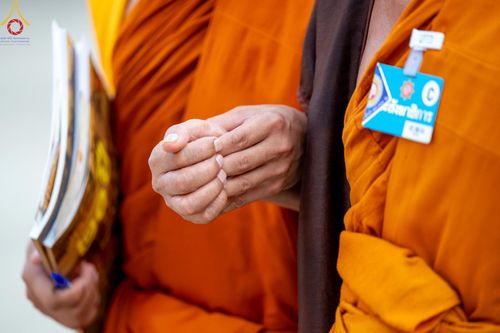 ภาพ No.60330:การต้อนรับพระสังฆาธิการ 10,000 กว่าวัดทั่วประเทศ พิธีมอบปัจจัยช่วยเหลือครู 4 จังหวัดชายแดนภาคใต้ พิธีปฏิบัติธรรม ในวันคุ้มครองโลก วันจันทร์ที่ 22 เมษายน พ.ศ.2567 ณ วัดพระธรรมกาย จ.ปทุมธานี