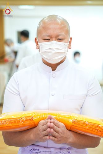 ภาพ No.68065:พิธีบรรพชาสามเณร รุ่นที่ 9 ประจำปี 2565 ณ วัดพระธรรมกายฮ่องกง ประเทศสาธารณรัฐประชาชนจีน วันที่ 24 ธันวาคม พ.ศ. 2565